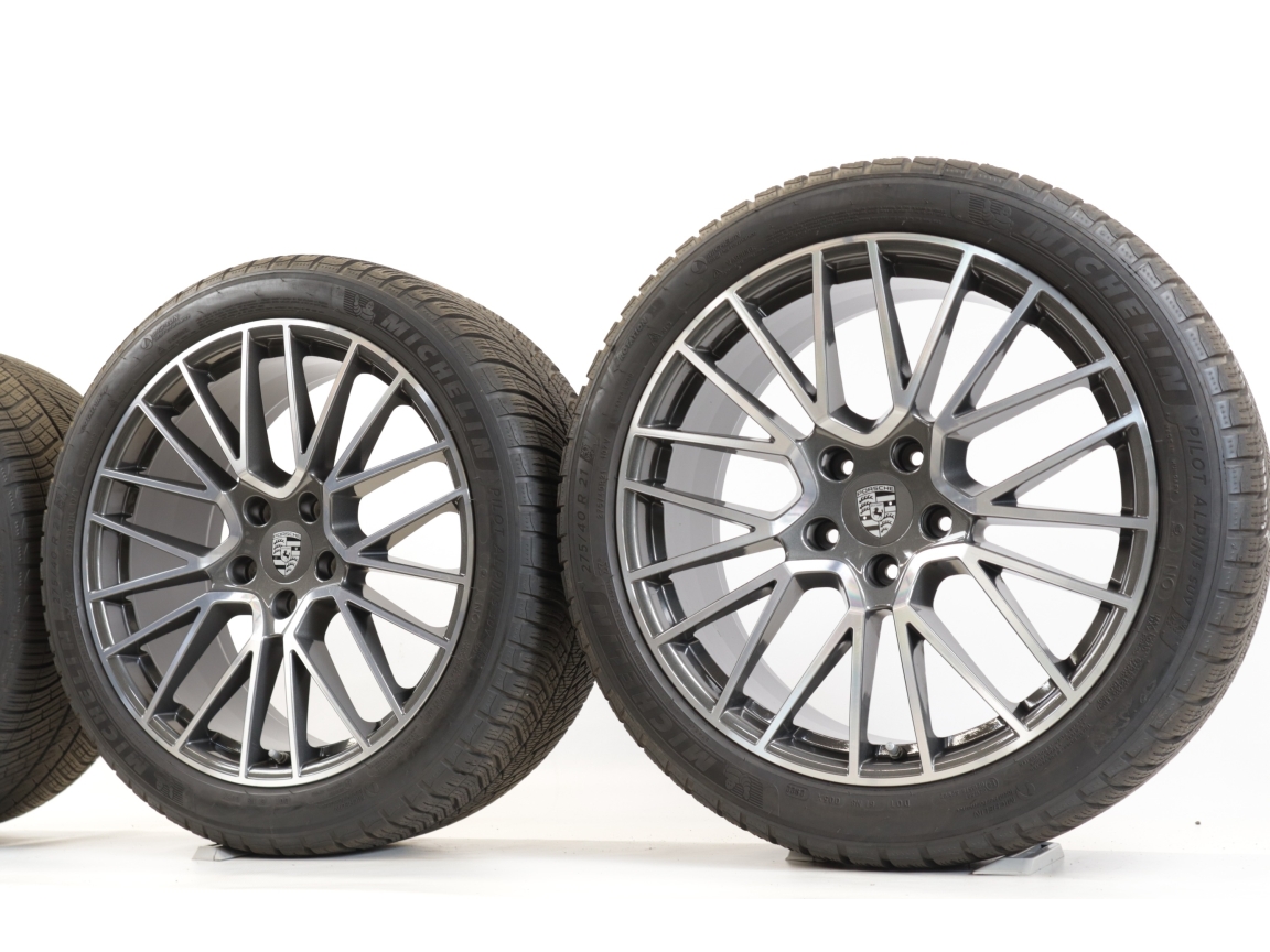 Porsche Winterkompletträder Cayenne S GTS Turbo S E3 21 Zoll RS Spyder Design  0 thumbnail