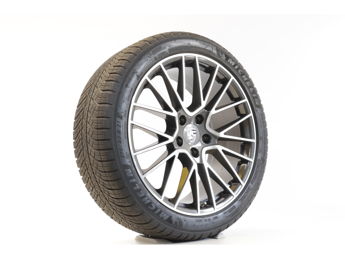 Porsche Winterkompletträder Cayenne S GTS Turbo S E3 21 Zoll RS Spyder Design  3 thumbnail