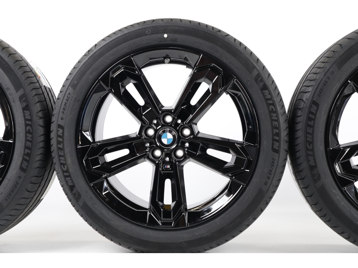 BMW X1 U11 X2 U10 Sommerkompletträder M Doppelspeiche 871 Schwarz Sommer Räder 1 picture