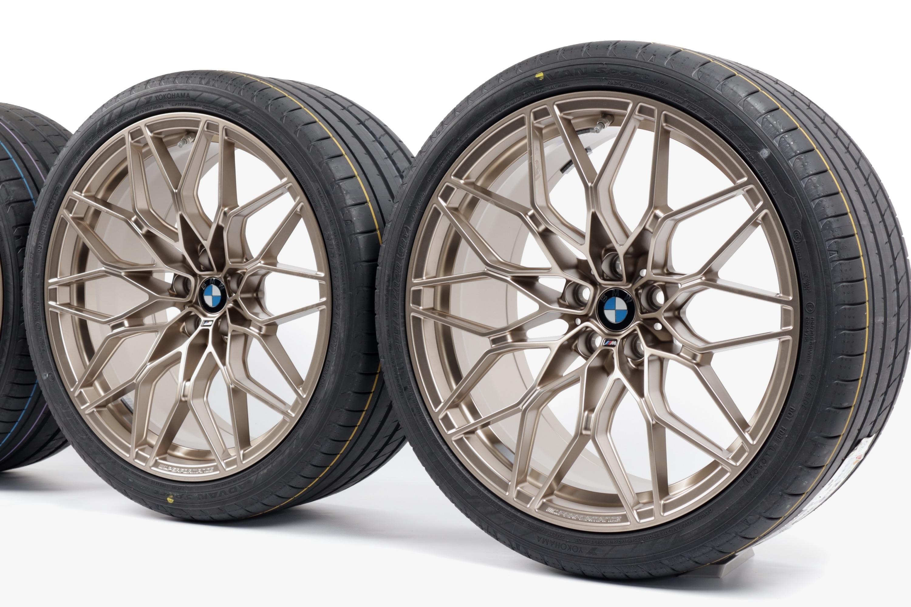 Bmw Fahrradträger Pro 2.0 Welcher Hersteller BMW M3 G80 M4 G82 G83 Sommerkompletträder Styling 1000 M Kreuzspeiche